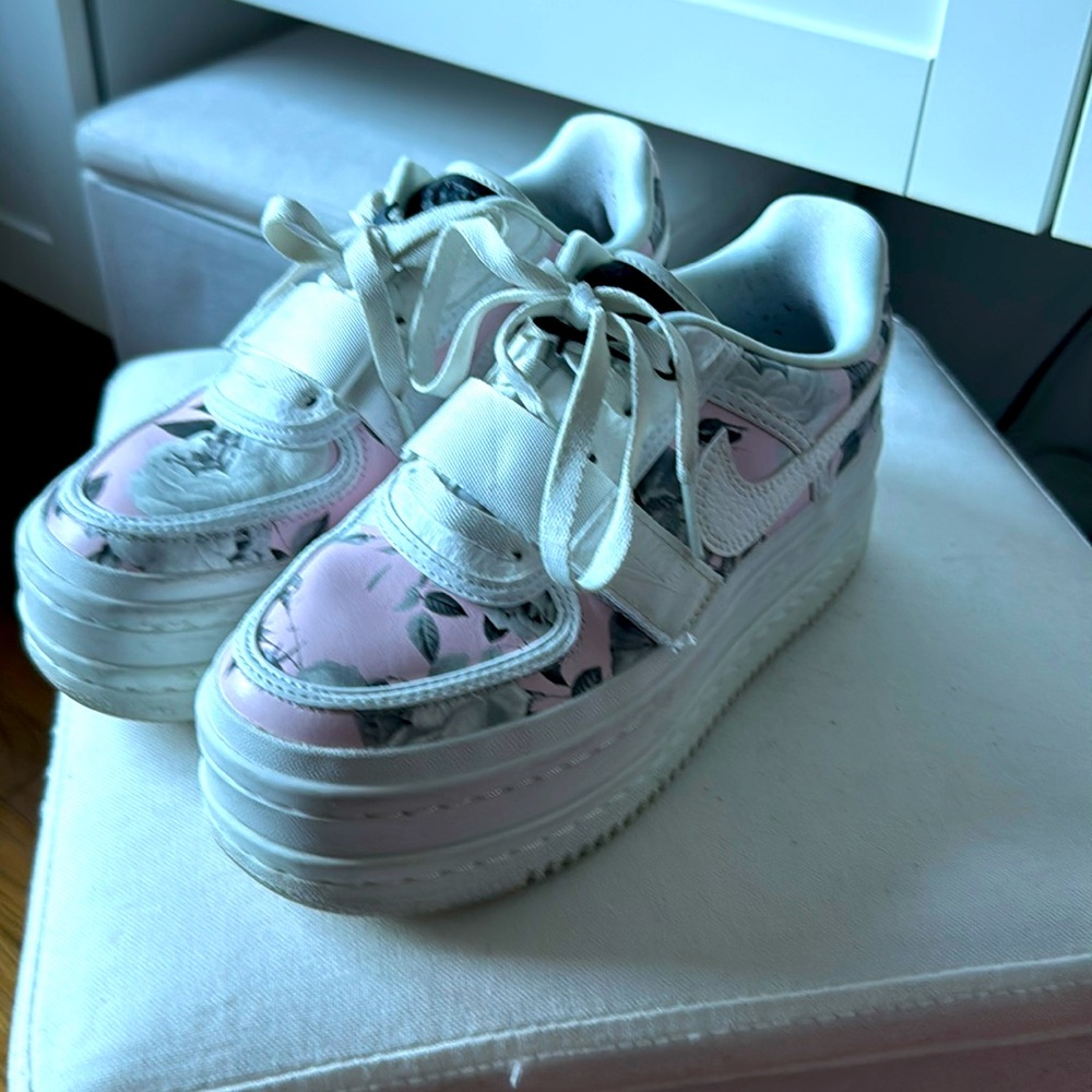 Nike Vandal 2K Floral White Size 6.5